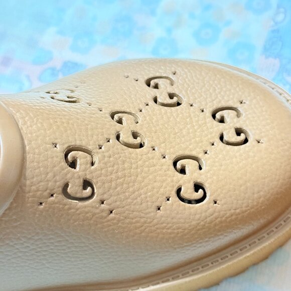 Gucci Nude Sandals - Picture 3 of 6